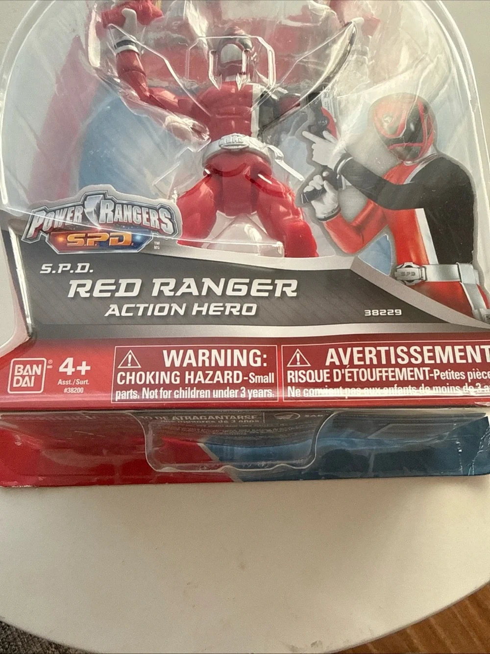 Power Ranger Red and Black Super Megaforce Red Ranger Action Figure - Picture 3 of 8